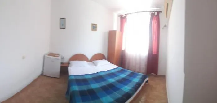 Casa Andrei M Πανσιόν *