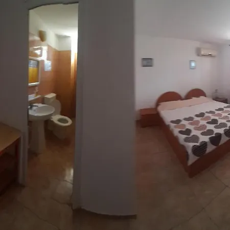 Casa Andrei M Guest house